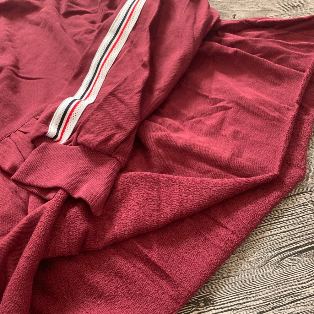 Long Sleeve Wine Crop Top - Picture 4 of 5
